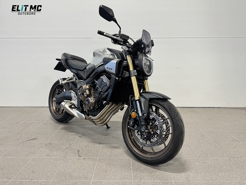 Honda CB650R E-Clutch 