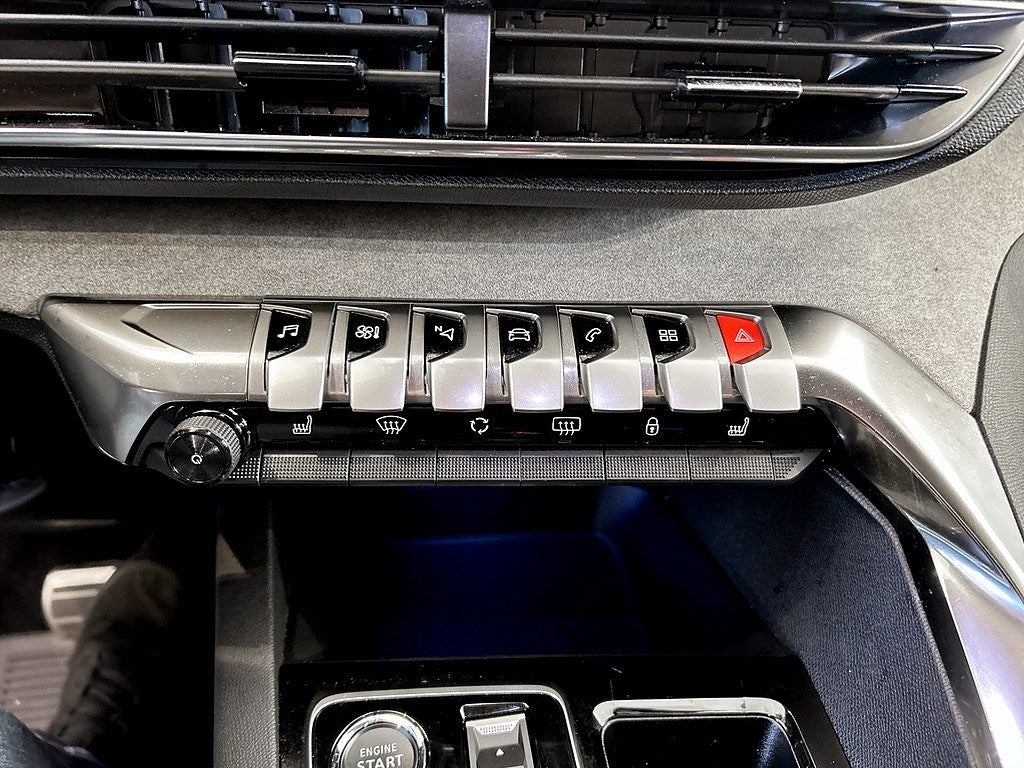 Bild på Peugeot 3008 GT 1.2 PT 130hk Aut -B-KAMERA, CARPLAY