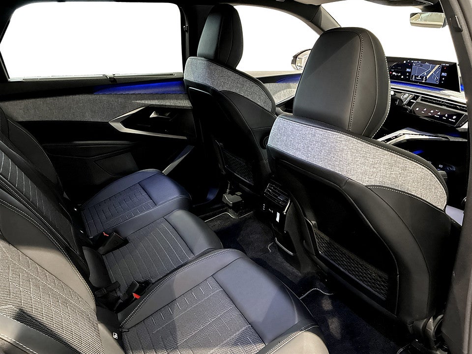 Bild på Peugeot 5008 GT Hybrid 145hk Aut 7-SITS B-KAMERA CARPLAY