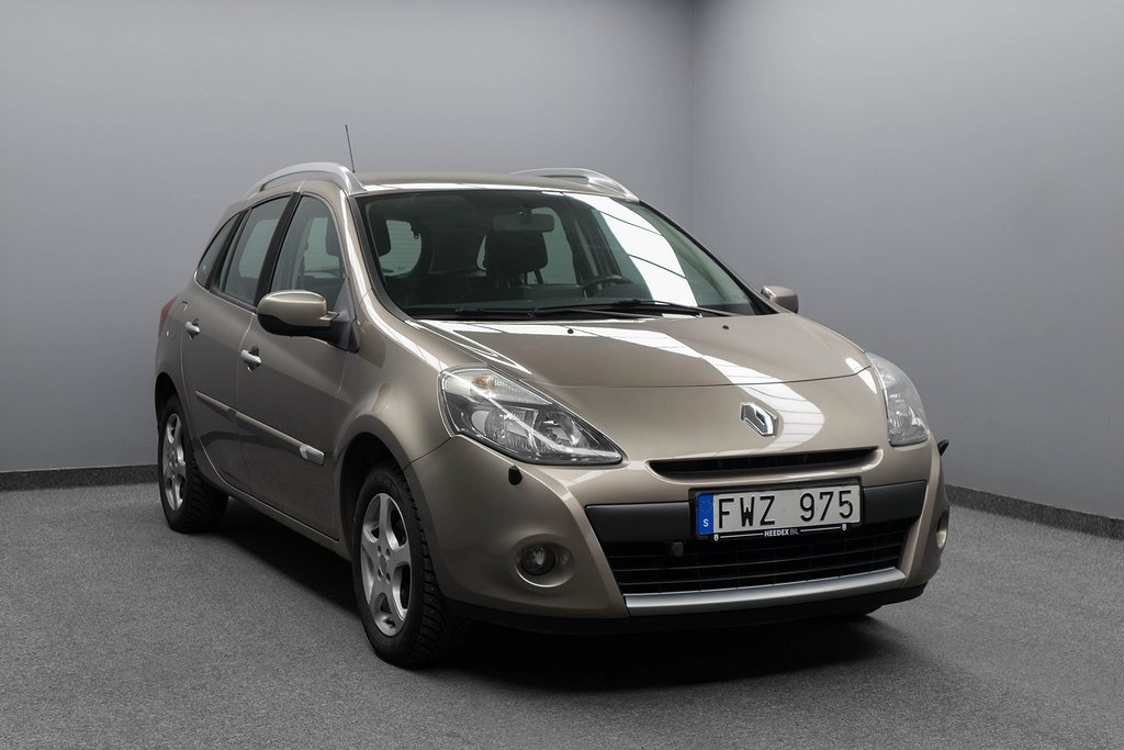 Renault Clio Sport Tourer 1.6 112hk Drag M-värme Navi Lågmil