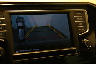 Kombi Volkswagen Passat 16 av 22