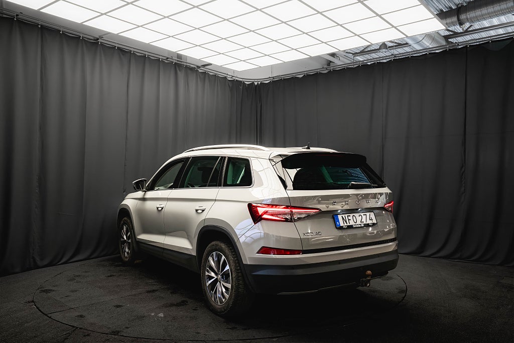 Skoda Kodiaq TDI 4x4 STYLE BUSINESS LÄDER D-VÄRM DRAG KAMERA MOMS