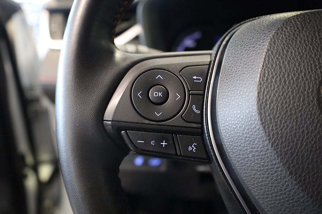 Toyota RAV4 Plug-in Hybrid 306hk AWD / X-Edition / Drag / Kamera 2022