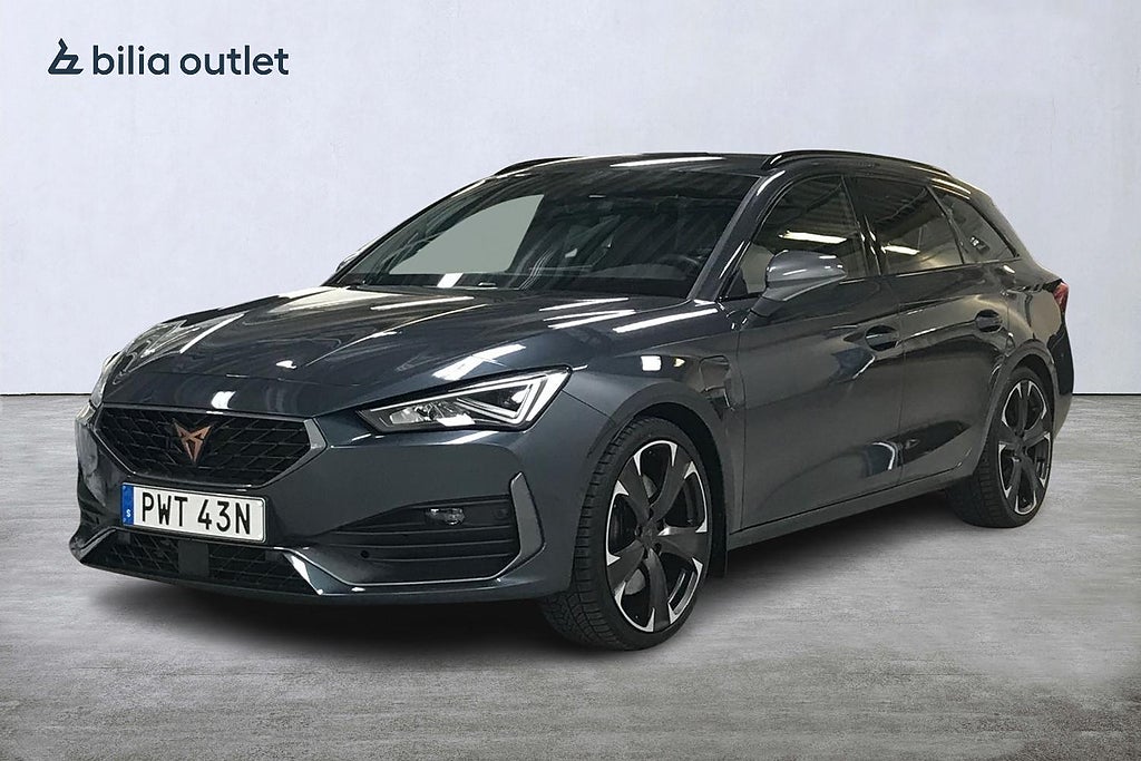 Cupra Leon Sportstourer e-Hybrid DSG 245hk Navi Carplay Backkamera