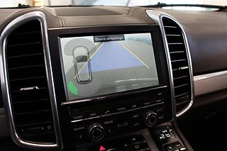 SUV Porsche Cayenne 24 av 25