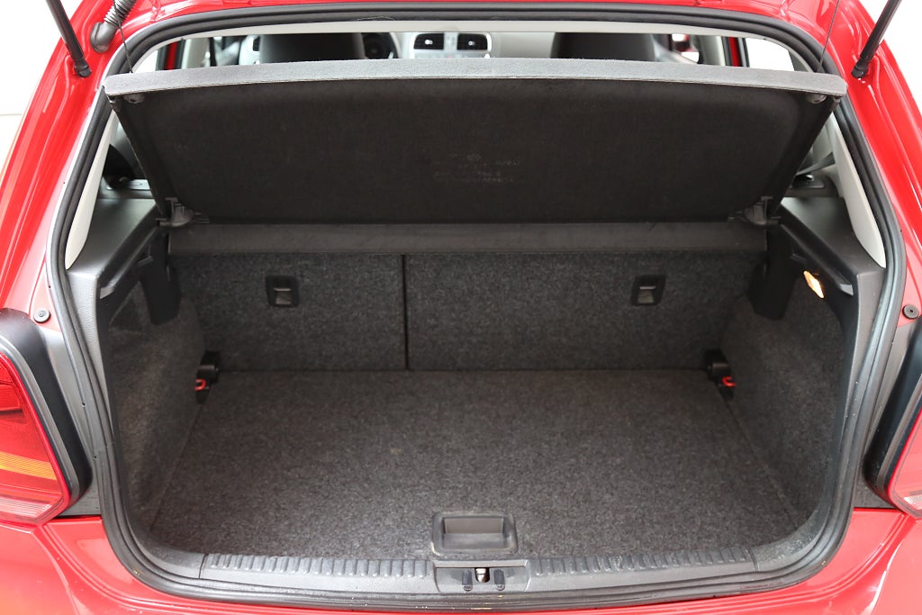 Volkswagen Polo 1,2 TSI 90hk R-Line 5D Motorvärmare 2017