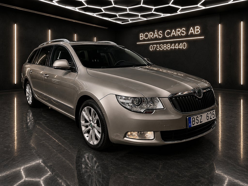 Skoda Superb Kombi 2.0 (140hk)  TDI Elegance*600kr/mån*1-ägare*