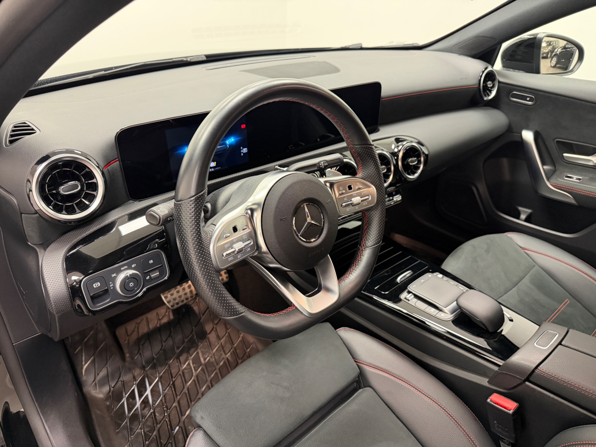 Mercedes-Benz A 2022, bild 7/51