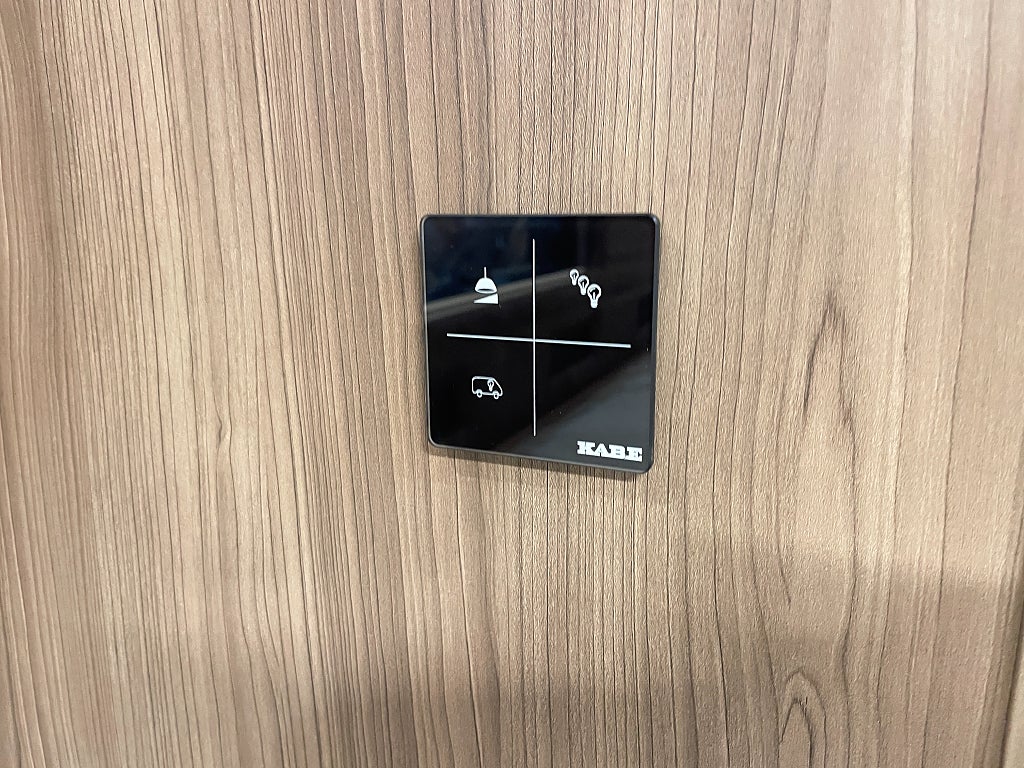 Kabe Novum Compact 720 LGB /B-körkort/ALDE/Mercedes/Face2Face - Kabe