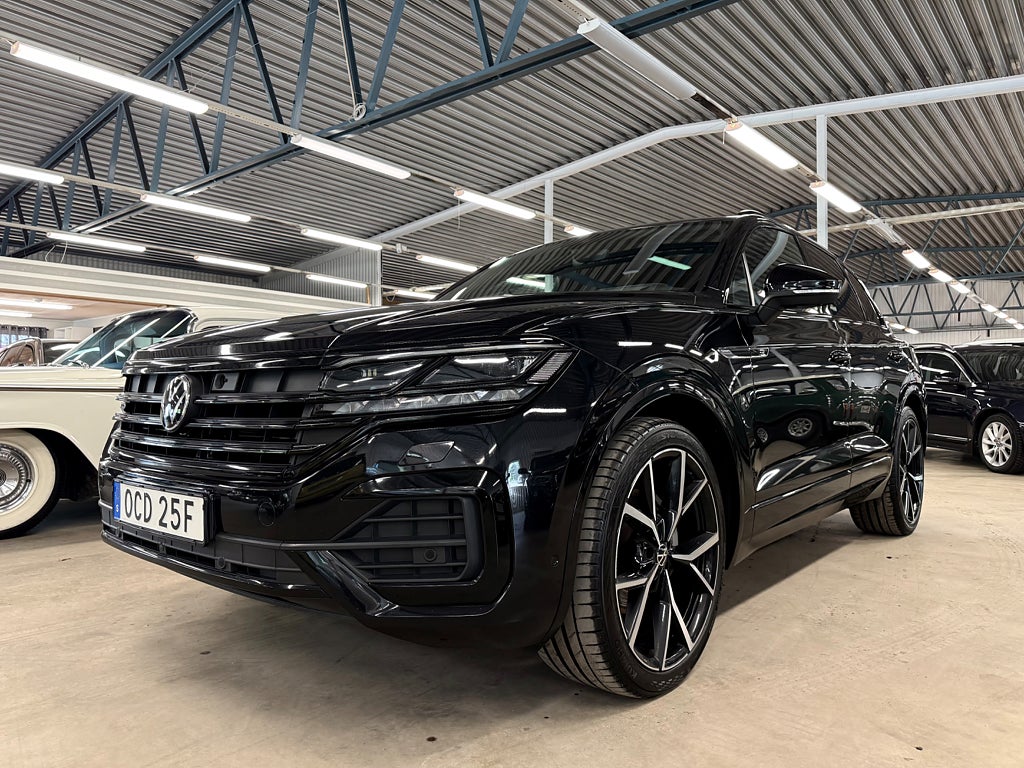 Volkswagen Touareg 3.0 V6 TDI R-line  Black 4Motion Euro 6