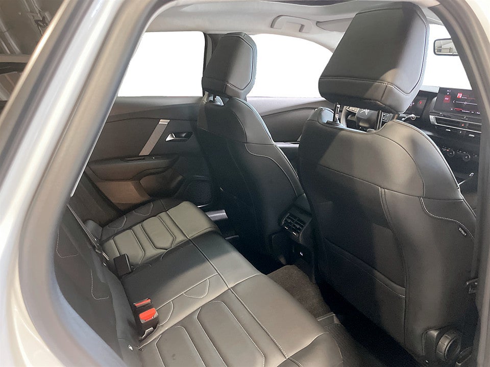 Bild på Citroën C4 Shine Exclusive 1.2 PT 155hk Aut BLUETOOTH