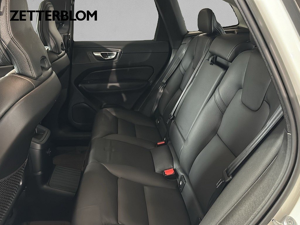 SUV Volvo XC60 9 av 21