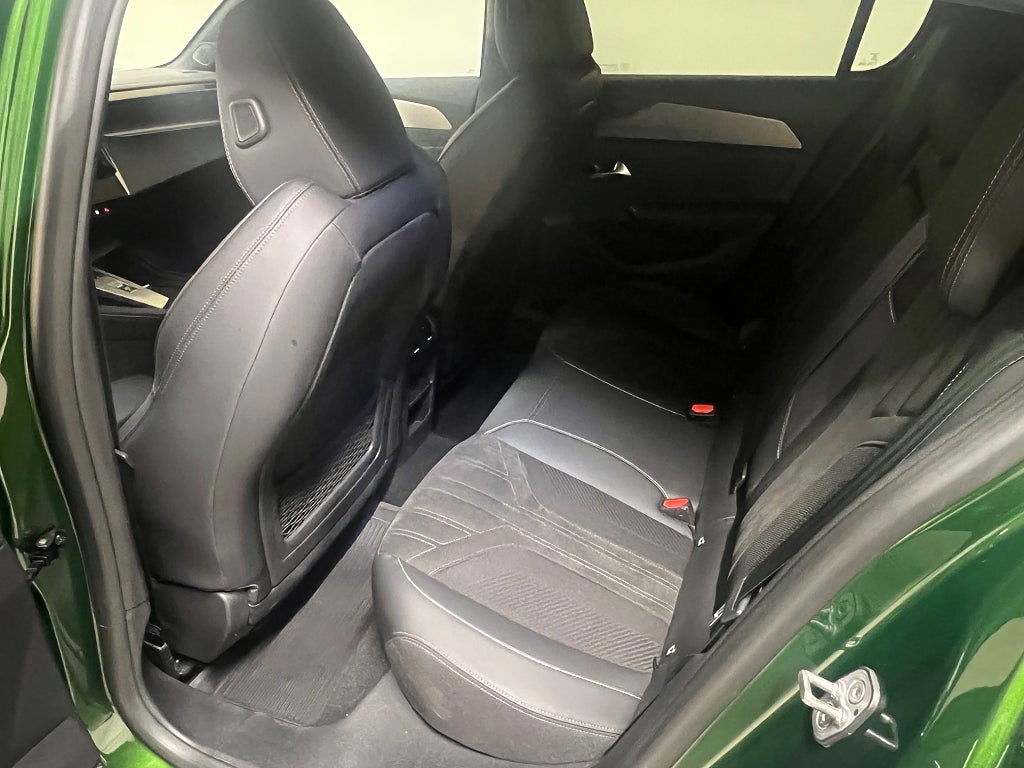 Peugeot 308 1.2 PT 130 EAT Euro 6 Sov Hjul Presentkort ICA 5000kr thumbnail