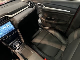 MG ZS EV Long Range Luxury 360° GPS Pano Pvärm S/V-hjul MOMS