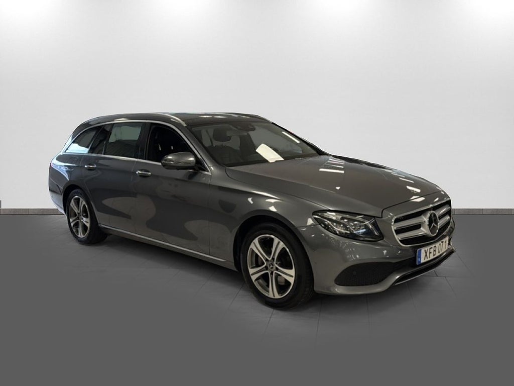 Mercedes-Benz E220T Avantgarde