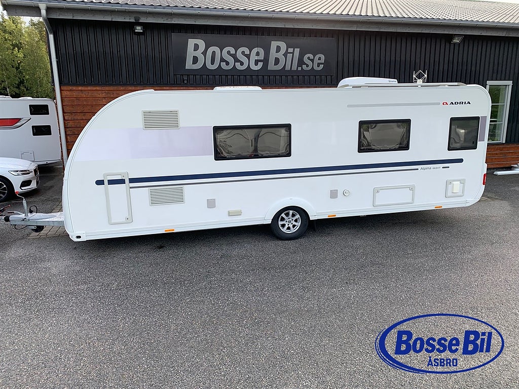 Adria Alpina 663 HT * Frontkök * Queenbed