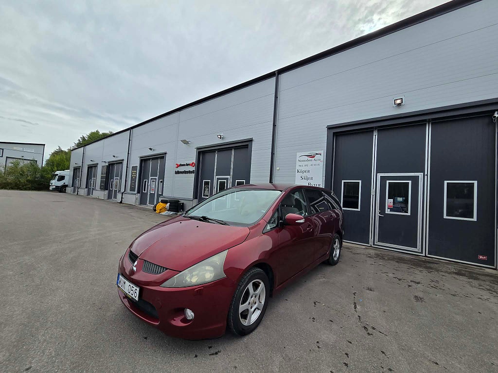 Mitsubishi Grandis 6-seater 2.4 MIVEC INVECS-II Euro 4