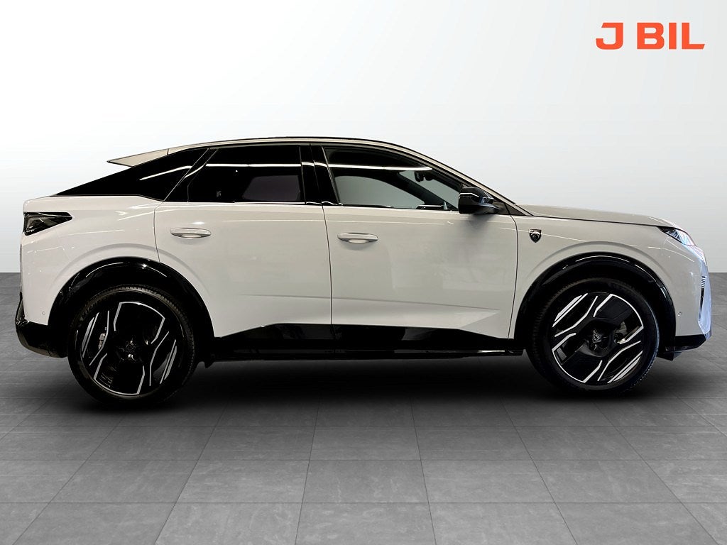 Bild på Peugeot E-3008 GT Ultimate 214hk Aut - B-KAMERA, CARPLAY,NAV