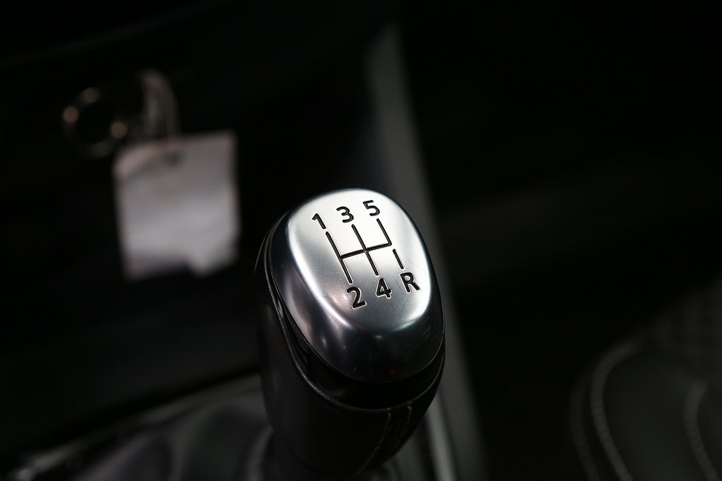 Renault Clio 0,9 TCe 90hk Intens 5D Navi P-sensor 2019