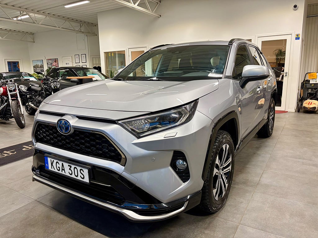 Toyota RAV4 2021 - miniatyr 3