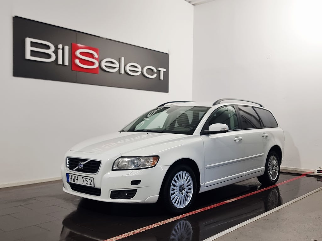 Volvo V50 1.8 Flexifuel Momentum Euro 4 Ny Besk Dragkrok