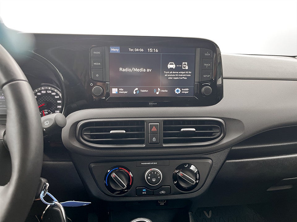 Bild på Hyundai i10 Essential 1.0 67hk RATTVÄRME