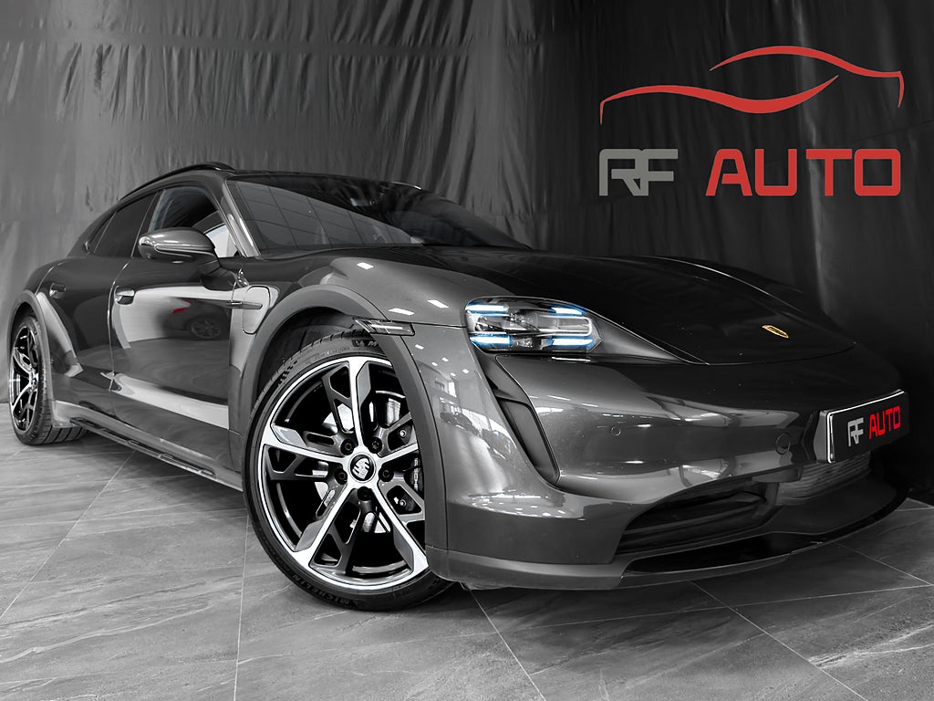 Porsche Taycan 4 Cross Turismo Pano Luftfjädring Bose 381hk