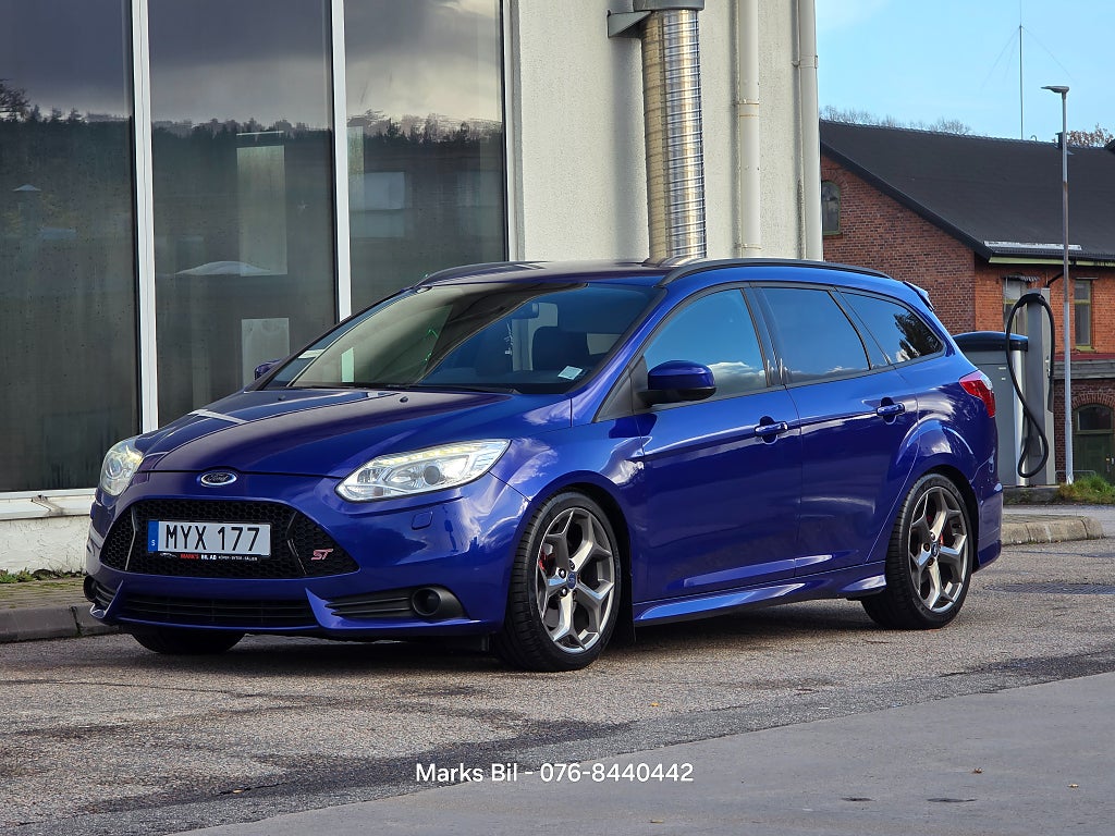Ford Focus ST Kombi ST/Ny Besiktigad/Ny Servad/