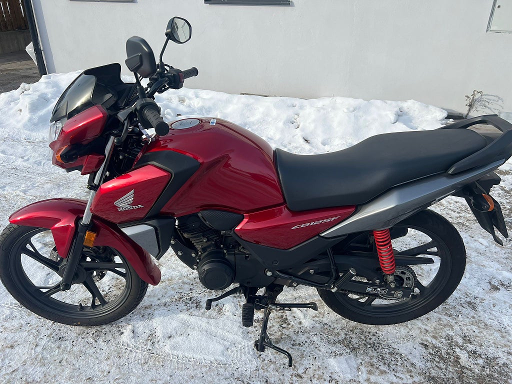 Honda 2023 CB125 F