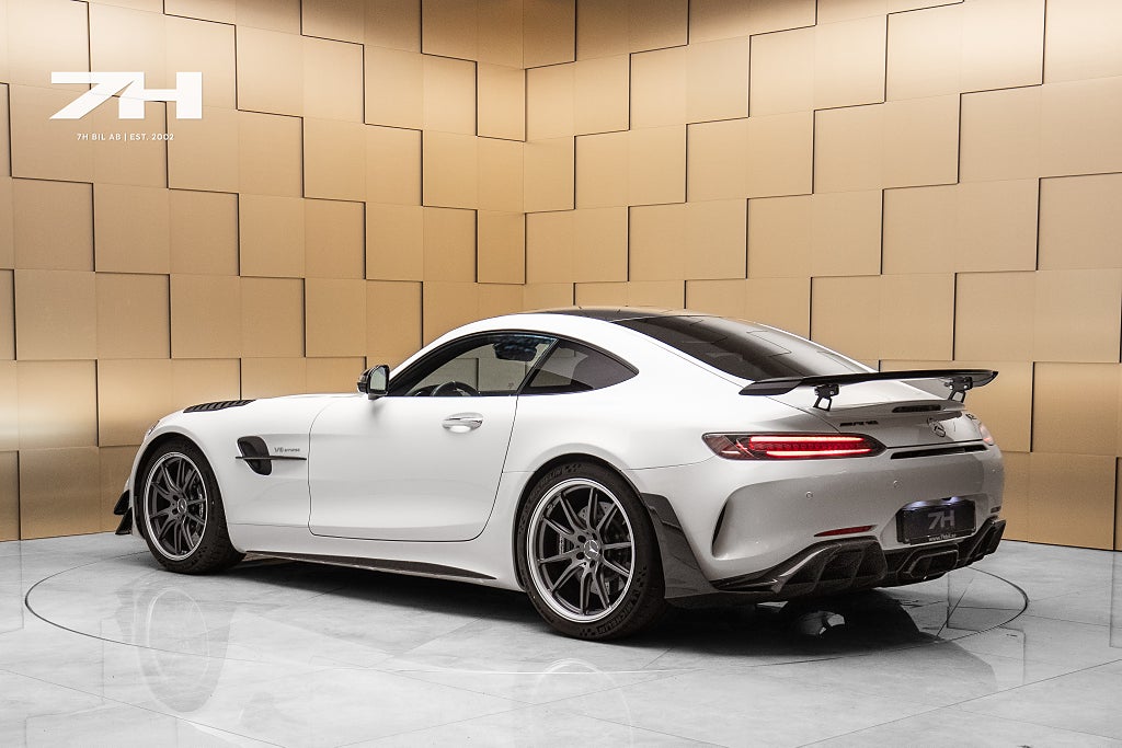 Mercedes-Benz AMG GT R PRO 585 hk / 1 av 750 / Sv. Såld / Kolfiber