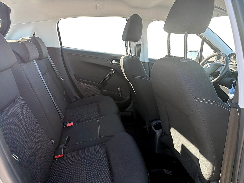 Bild på Peugeot 208 Active Style 1.2 PT 82hk KAMPANJRÄNTA 3,99%