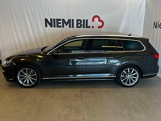 Volkswagen Passat 2.0 TDI 240hk 4M R-Line Dynaudio/Drag/Värm