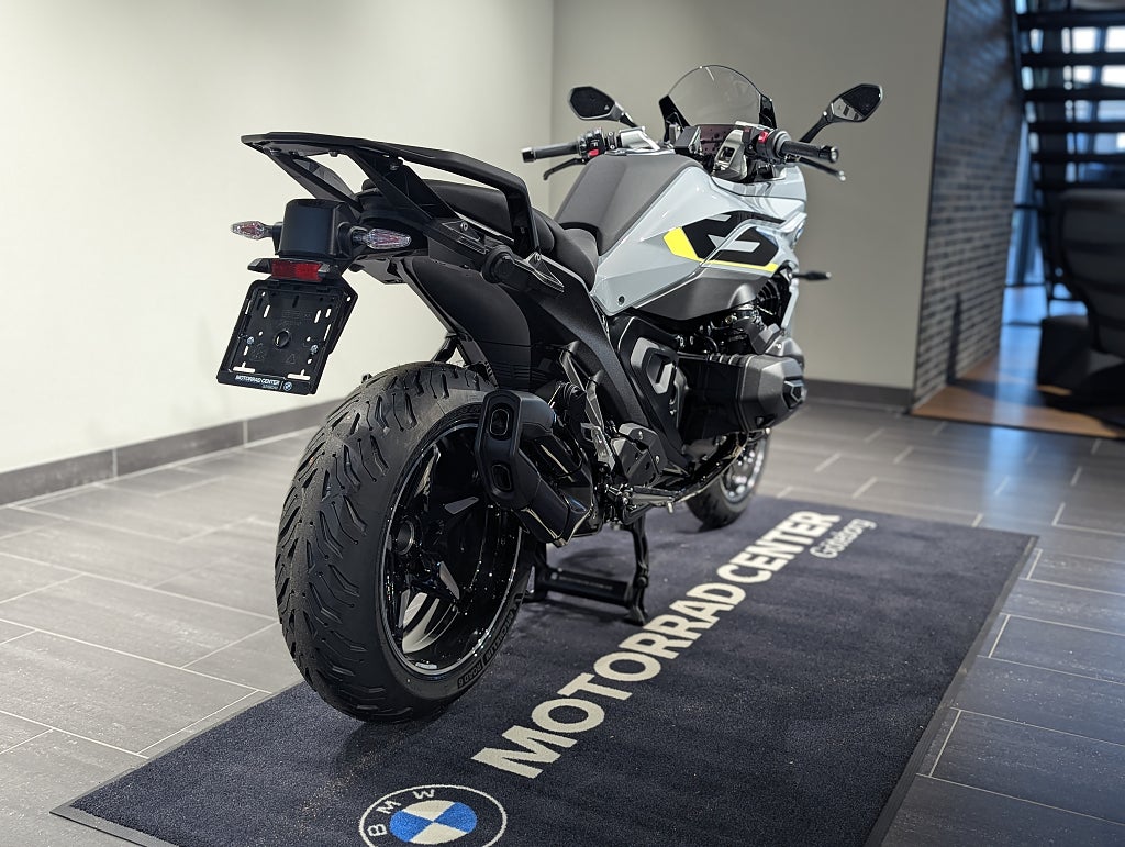 BMW R1300RS. Dynamic.Touring.Comfort.Innovation.Option 719.Omg lev!