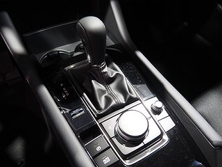 Halvkombi Mazda 3 19 av 20