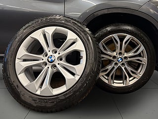 BMW X1 xDrive25d xLine S&V-hjul/Kamera/Drag/Skinn/HUD/Elsolar – bild 14