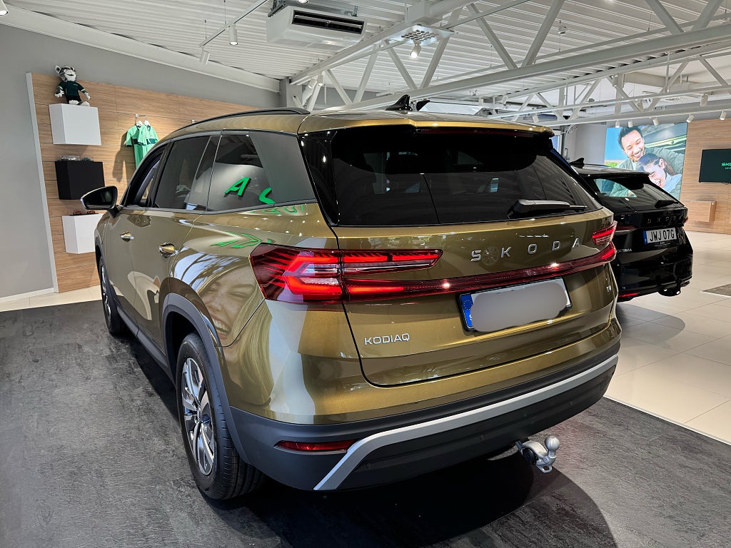 Skoda Kodiaq Laddhybrid-Privatleasing 4195:- hos Bilia Nacka! 