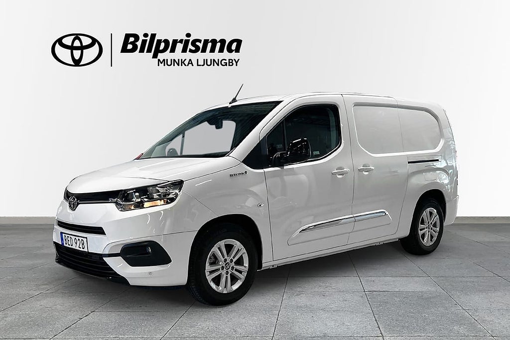 Toyota ProAce City Electric 50kW Long Professional 2 Dörrar