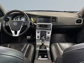 Volvo S60 D4 Geartronic Summum Business EditPro S&V/Drag/Dvärm/BT – bild 8