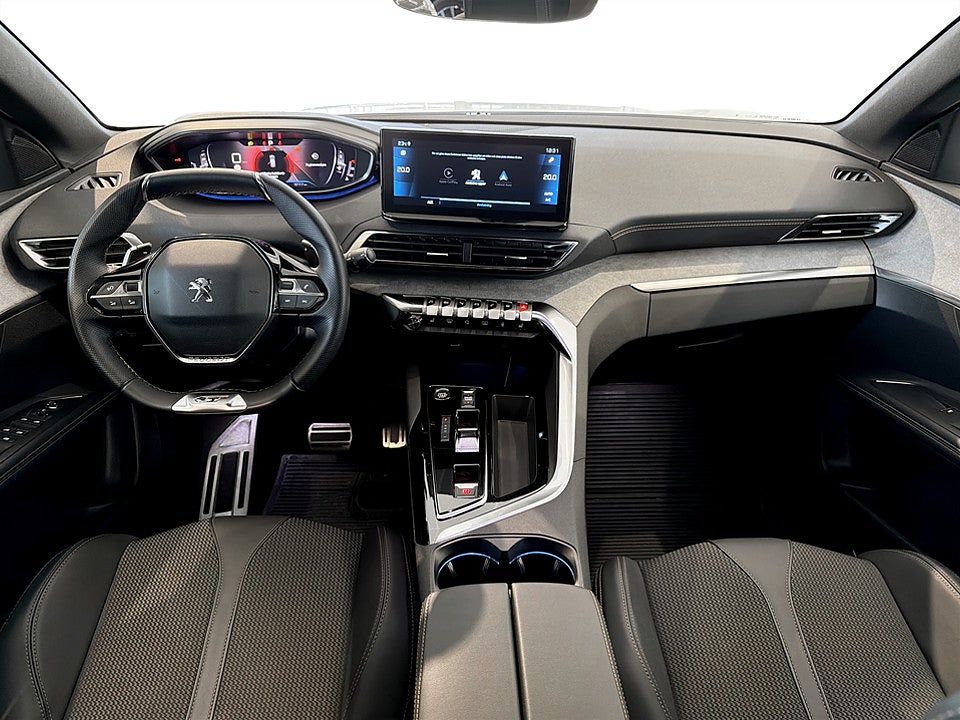 Bild på Peugeot 3008 GT 1.2 PT 130hk Aut B-KAMERA CARPLAY
