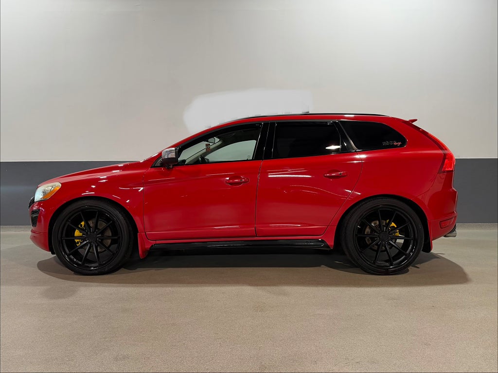 Volvo XC60 D5 AWD R-Design A-Traktor