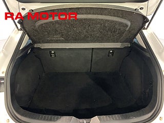 Halvkombi Mazda 3 19 av 20