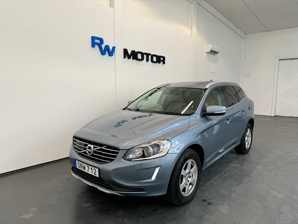 Volvo XC60 D4 AWD 190hk Summum VOC Pano Drag D-värm B-kamera