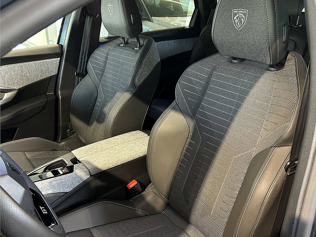 Bild på Peugeot 5008 GT Hybrid 145hk Aut - NYA VINTERHJUL INGÅR!