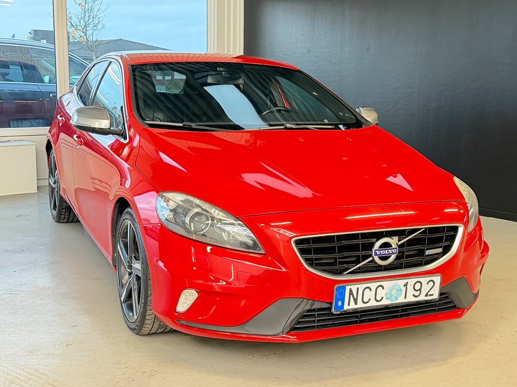 Volvo V40