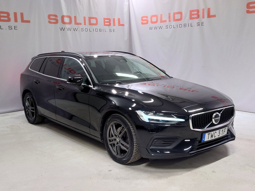 Volvo V60 B4 Core D-värmare Drag Google Kamera Vinterdäck