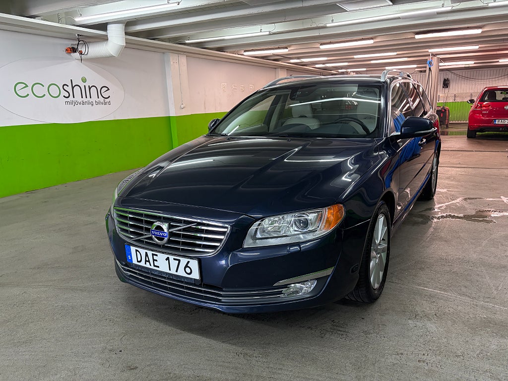 Volvo V70 D4 SUMMUM 181HK NYBES FULLSERVAD PÅ VOLVO 