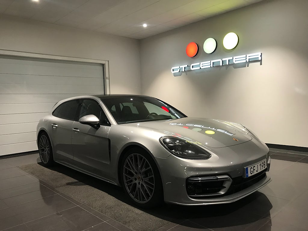 Porsche Panamera 4 E-Hybrid Sport Turismo PLT Edition Moms