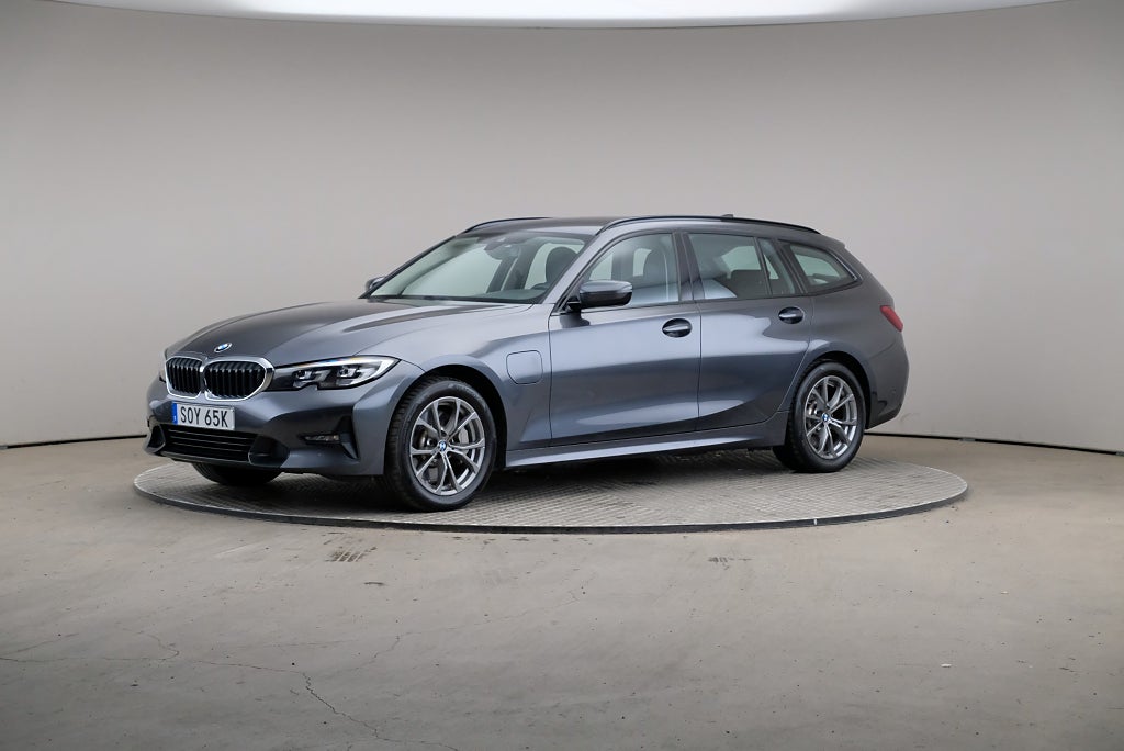 BMW 330e 3 xDrive Sport-Line Drag Connected
