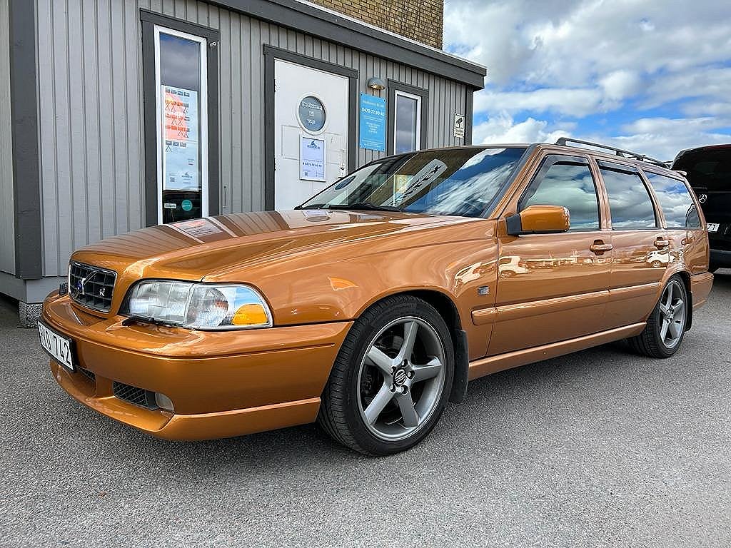Volvo V70 R AWD Automat SAFFRAN /UNIK TOPPFIN