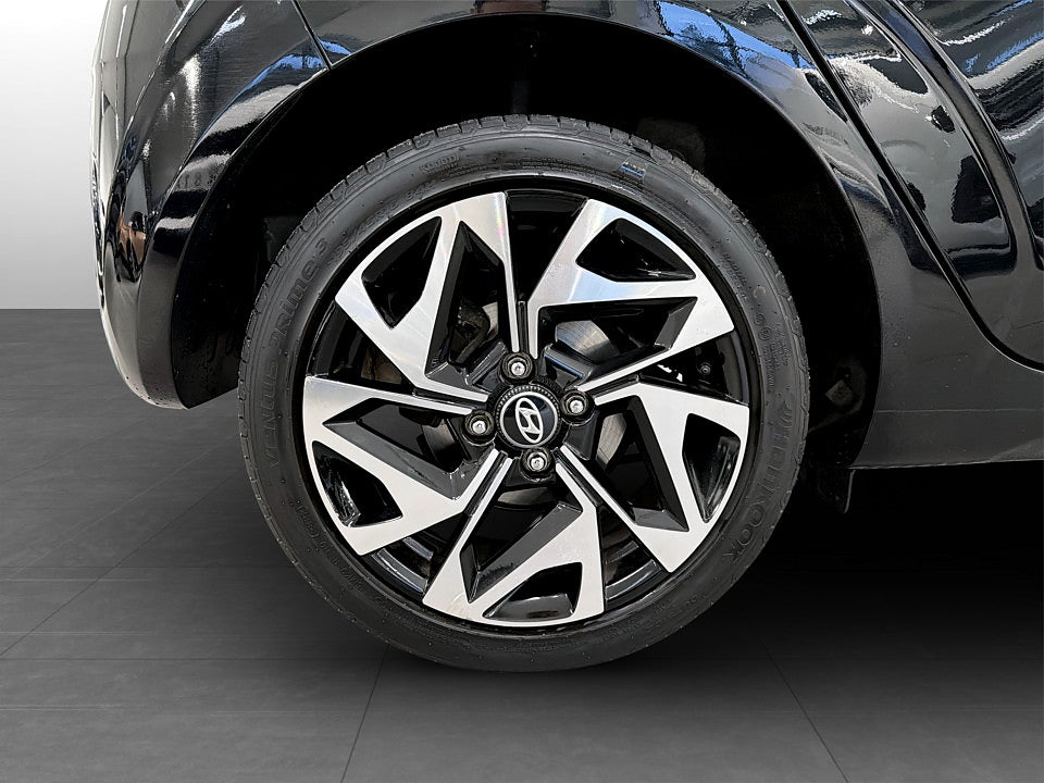 Bild på Hyundai i10 N-Line 1.0 T-GDI 100hk - B-KAMERA, RATTVÄRME